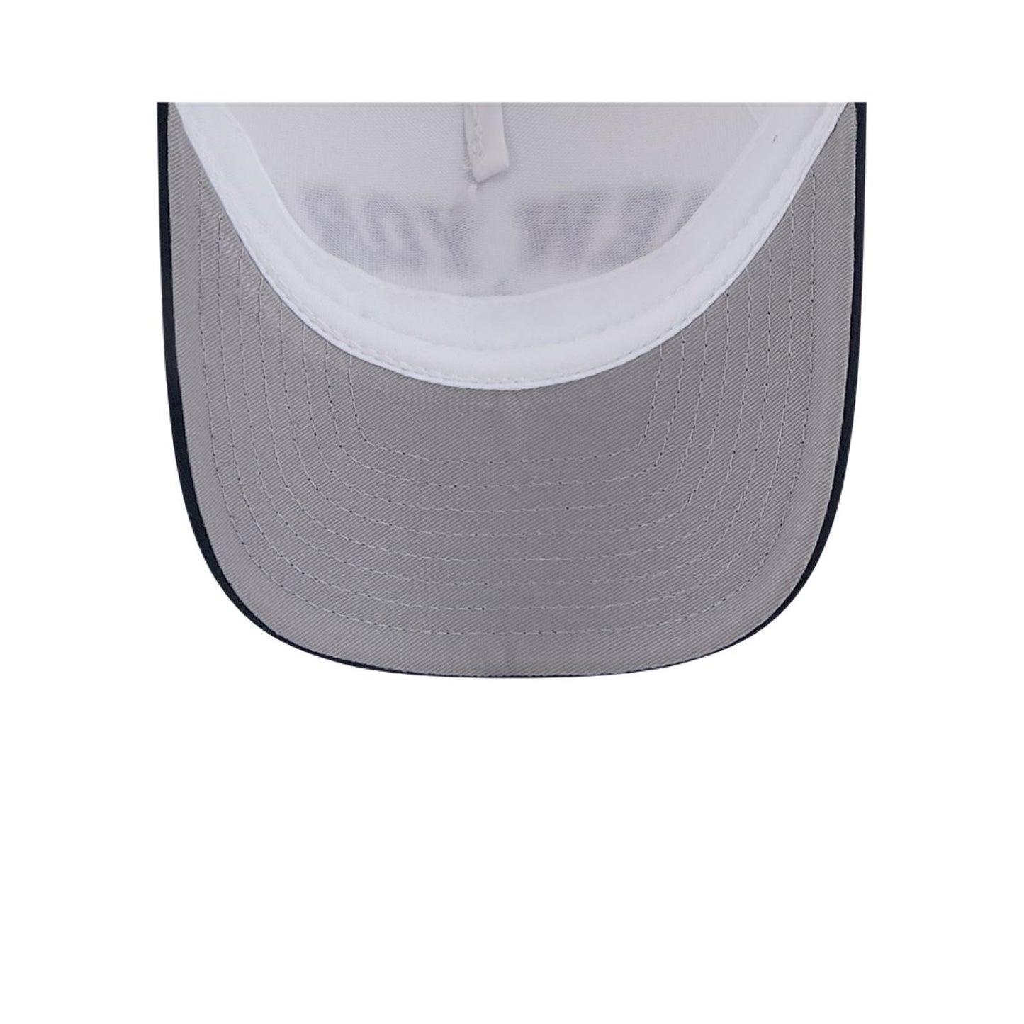 New Era MLB New York Yankees 9FORTY Chrome Arch M-Crown A-Frame Adjustable Trucker Cap - White / Navy
