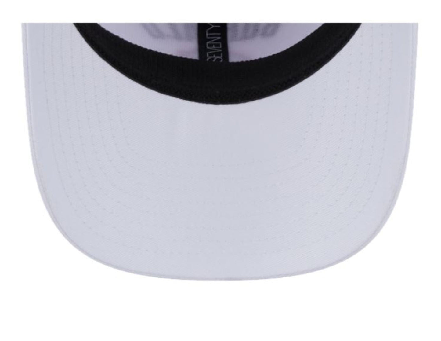 New Era 9SEVENTY NHL Buffalo Sabres Alternate Logo Stretch-Snap Adjustable Snapback Hat - White