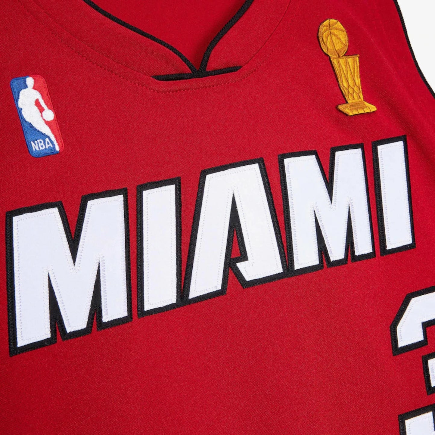 Mitchell & Ness Men's NBA Dwayne Wade Miami Heat 2006 FINALS AUTHENTIC Jersey - Red