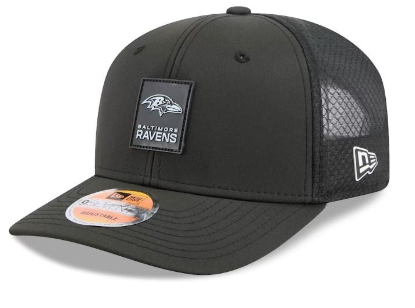 New Era NFL Baltimore Ravens 2025 Sideline 9SEVENTY Trucker Adjustable Hat - Black