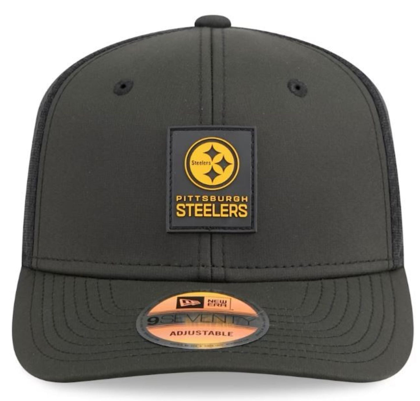 New Era NFL Pittsburgh Steelers 2025 Sideline 9SEVENTY Trucker Adjustable Hat - Black