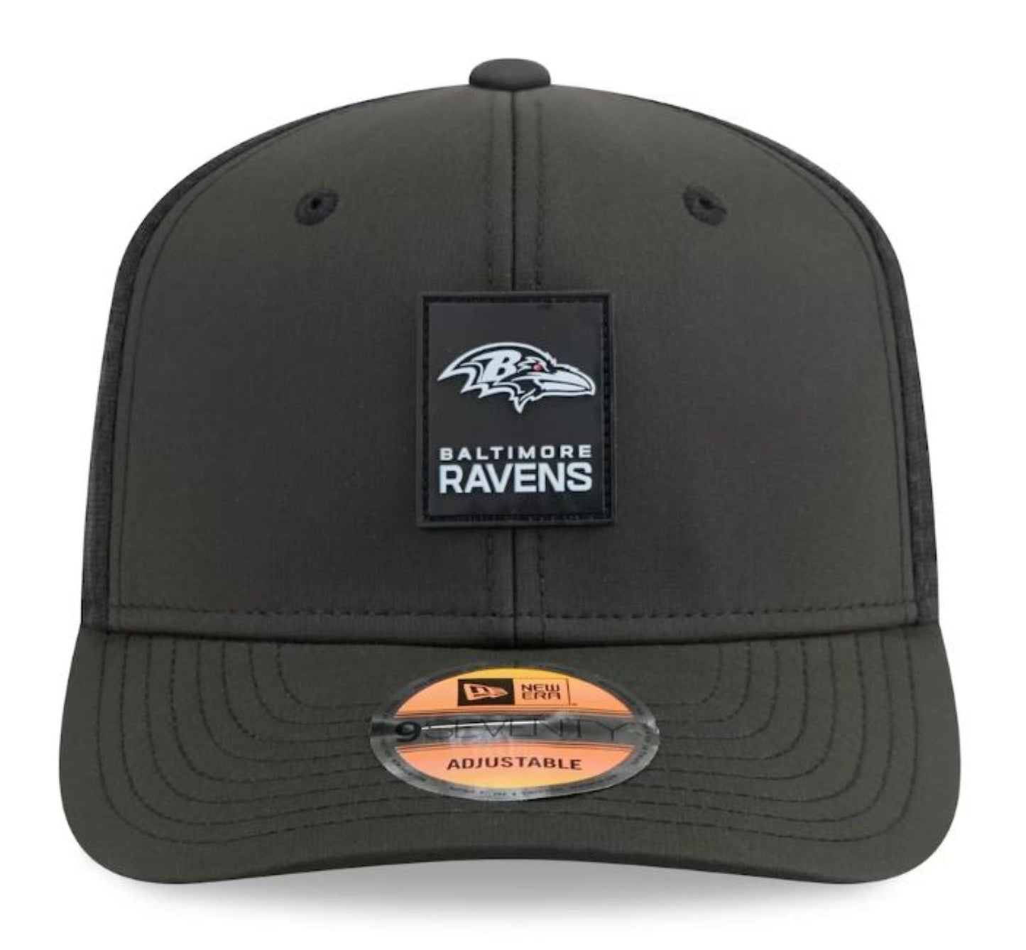 New Era NFL Baltimore Ravens 2025 Sideline 9SEVENTY Trucker Adjustable Hat - Black