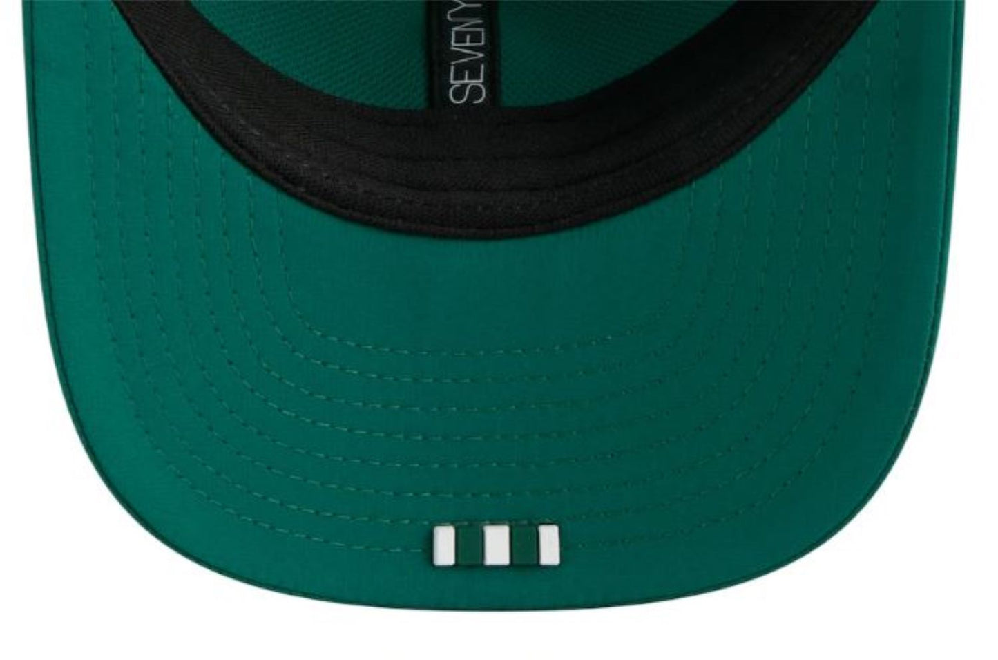 New Era NFL New York Jets 2025 Sideline 9SEVENTY Trucker Adjustable Hat - Green