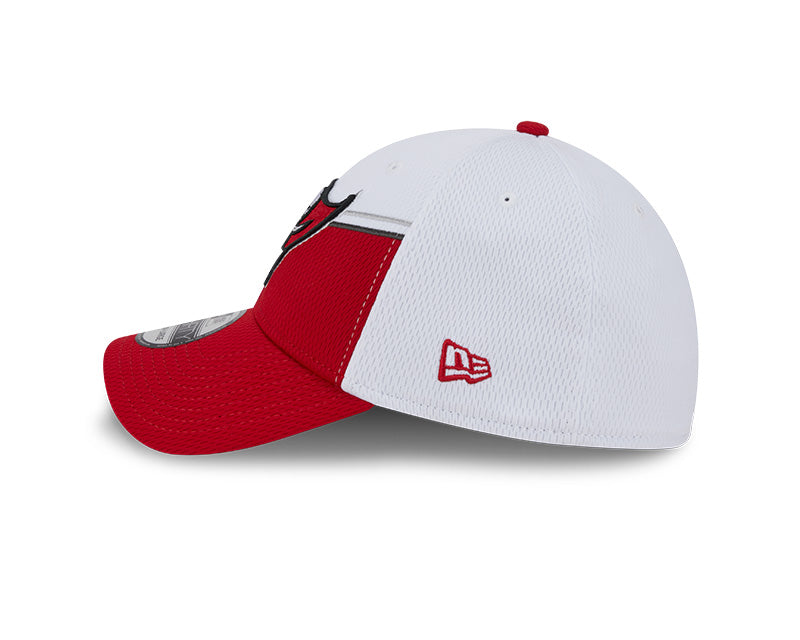 Tampa Bay Buccaneers New Era 2023 NFL Sideline 39THIRTY Hat