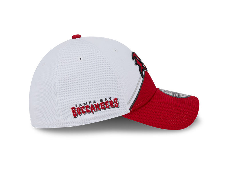 Tampa Bay Buccaneers New Era 2023 NFL Sideline 39THIRTY Hat