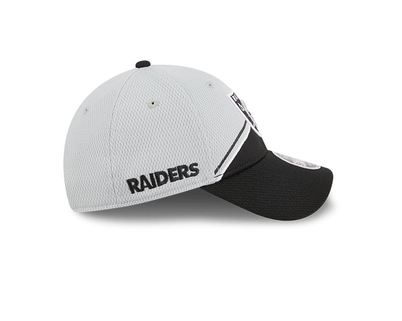 Men's New Era White/Black Las Vegas Raiders 2023 Sideline 9FORTY Adjustable Hat