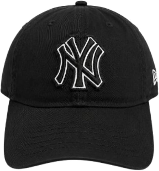 New Era MLB New York Yankees Stamp Fabric Applique 9TWENTY Adjustable Hat - Black