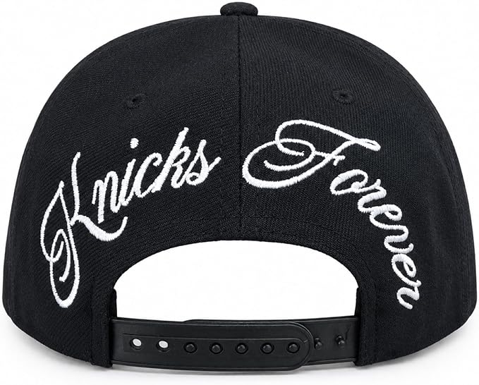 Mitchell & Ness NBA New York Knicks Pro Pinch Fit Adjustable Snapback Hat - Black