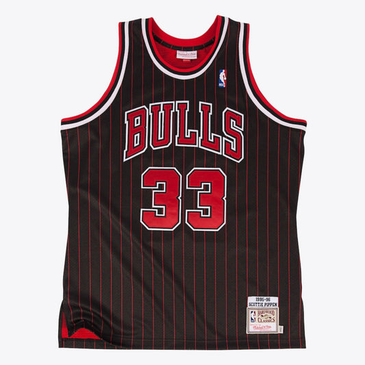 Mitchell & Ness Men's NBA Chicago Bulls Scottie Pippen Authentic Jersey - Pinstripes