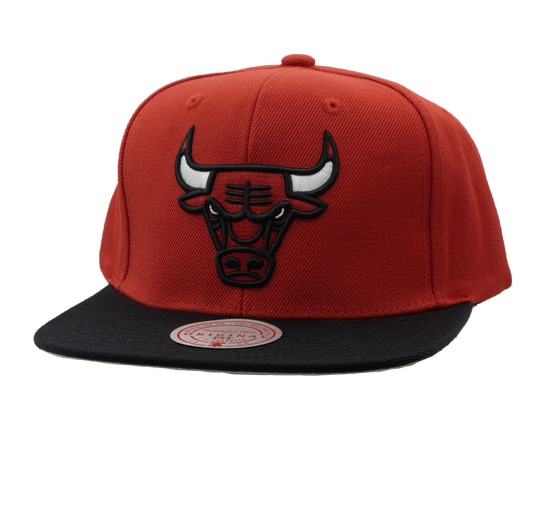 Men's Red Mitchell & Ness Chicago Bulls Snapback Hat