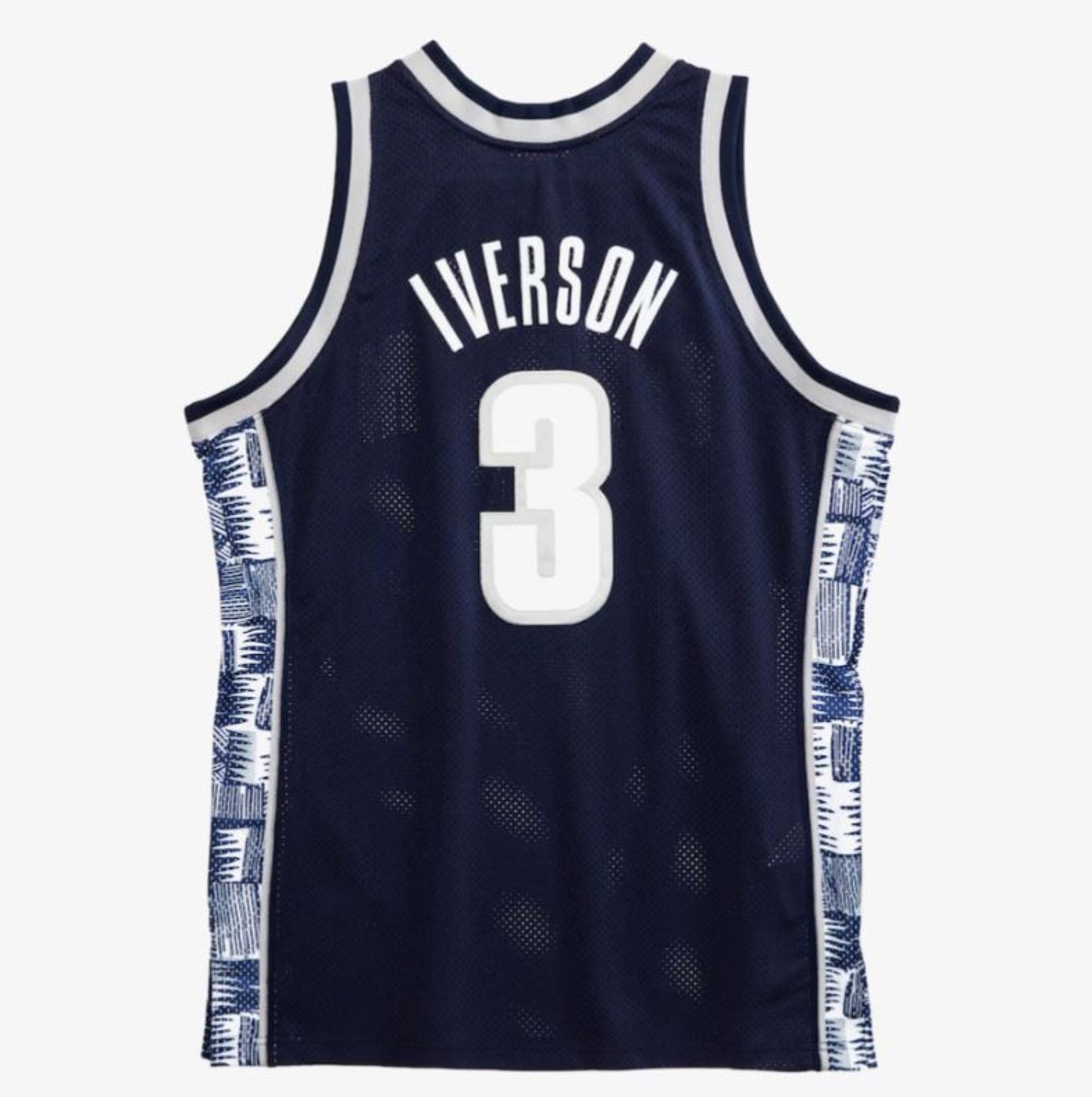 Mitchell & Ness NCAA Allen Iverson Georgetown Hoyas 1995/96 AUTHENTIC Jersey - Navy