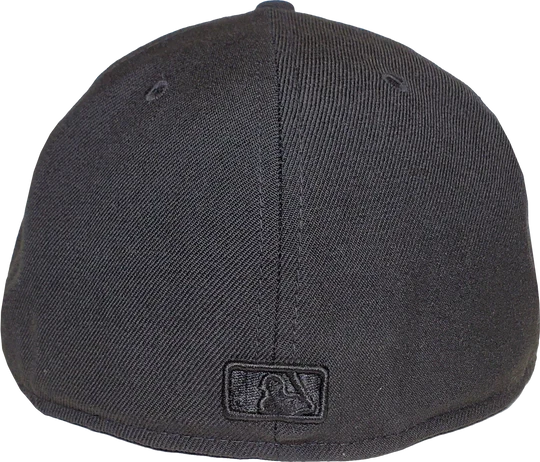 New Era Montreal Expos Black on Black MLB Baseball 59FIFTY Fitted Hat - Black & Black Logo