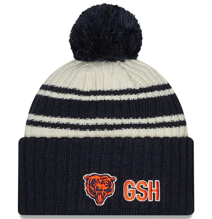 Men's Chicago Bears New Era Cream/Navy 2022 Sideline Sport Cuffed Pom Knit Hat