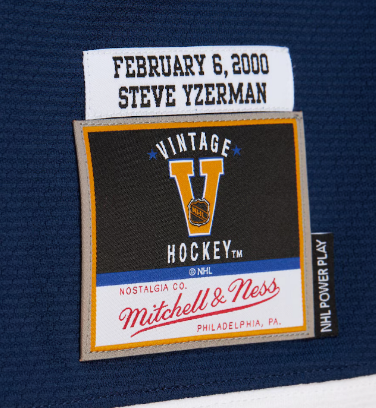 Mitchell & Ness NHL All Star Game 2000 Steve Yzerman Jersey