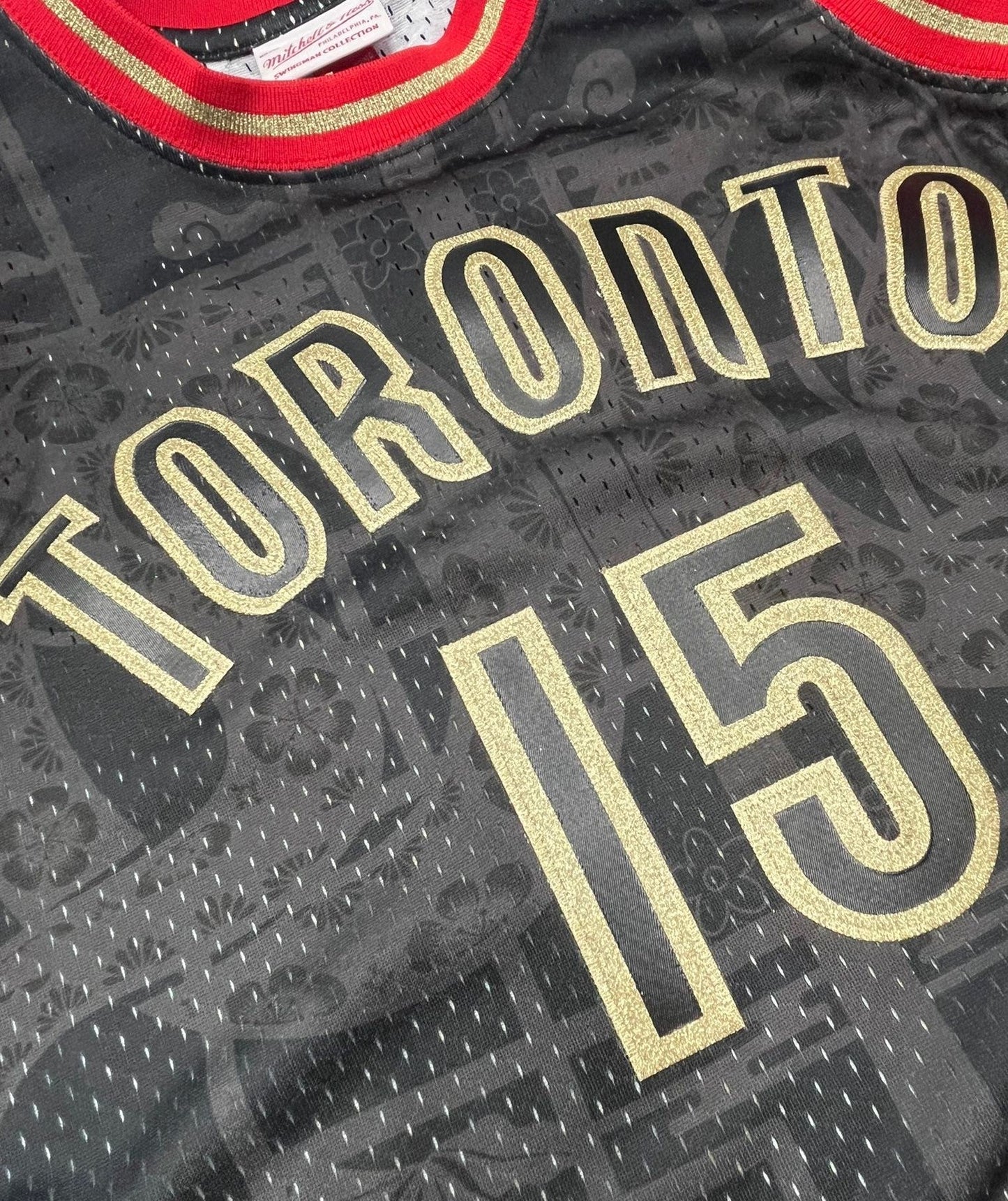 Mitchell & Ness NBA Toronto Raptors Vince Carter #15 1999-00 Lunar New Year HWC Swingman Jersey - Grey