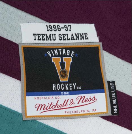 Mens Mitchell & Ness Teemu Selanne Anaheim Ducks Dark 1996 Jersey
